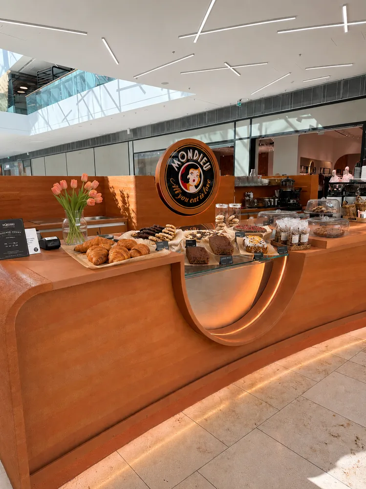 Mondieu Specialty Coffee Kiosk